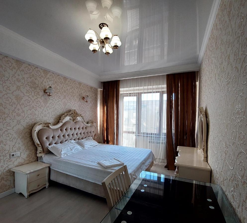 Elite Apartment In Street Mederova 50 Bișkek Exterior foto